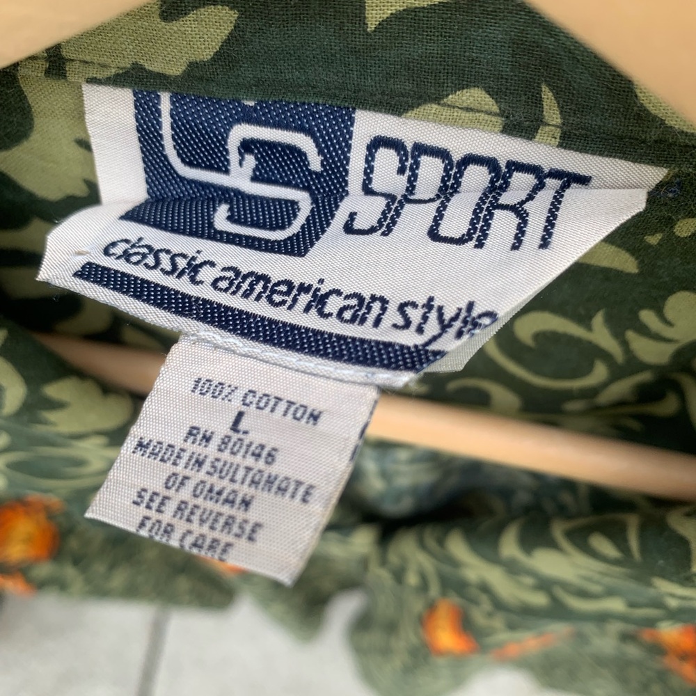 Vintage Hawaiian Tiki Button Up - Picture 3 of 4